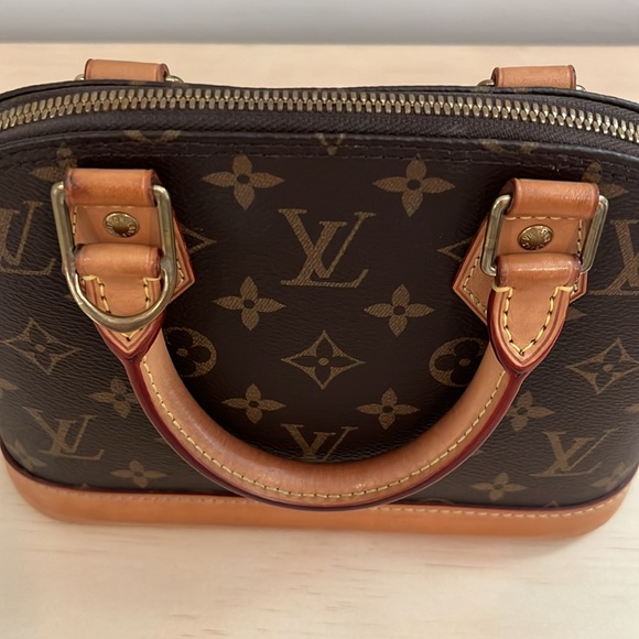 Pre-loved Louis Vuitton Monogram Alma BB - Picture 3 of 16